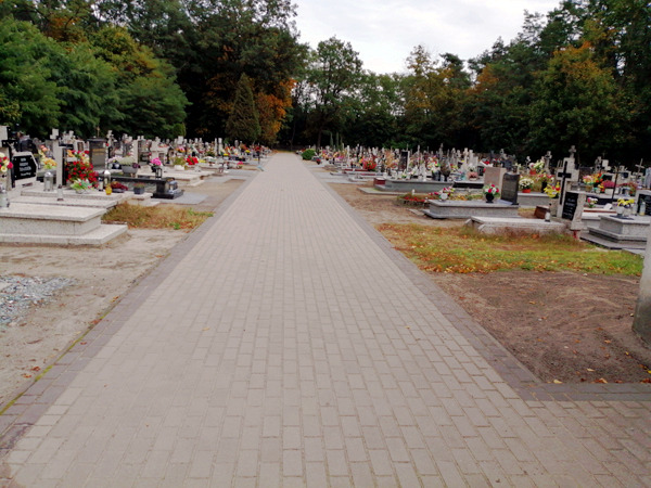 nowycmentarz (1)